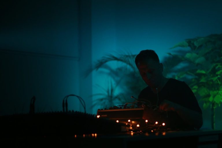 pawel-pruski-ambient-live